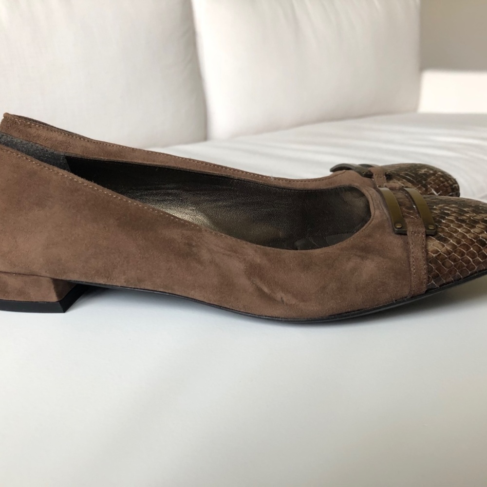 Stuart Weitzman Brown Suede and Snakeskin Loafers - Picture 6 of 8